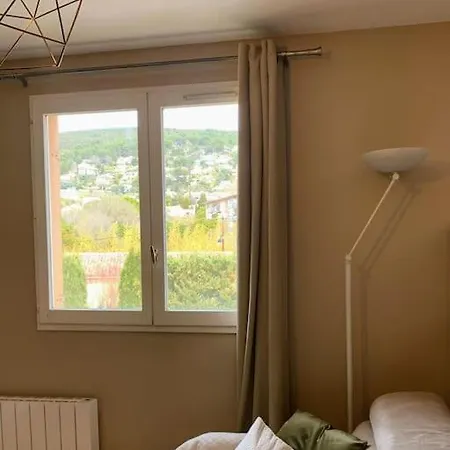 Cosy Proche Centre Apartment *